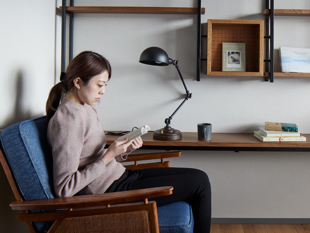 lamp light books hotel fukuoka