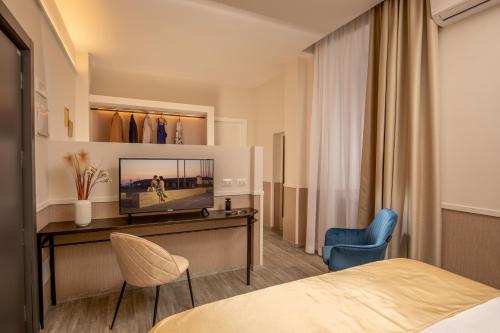 sophie terrace hotel