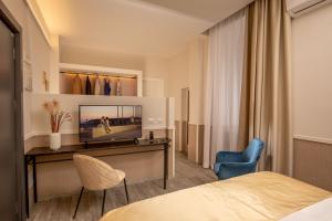 sophie terrace hotel