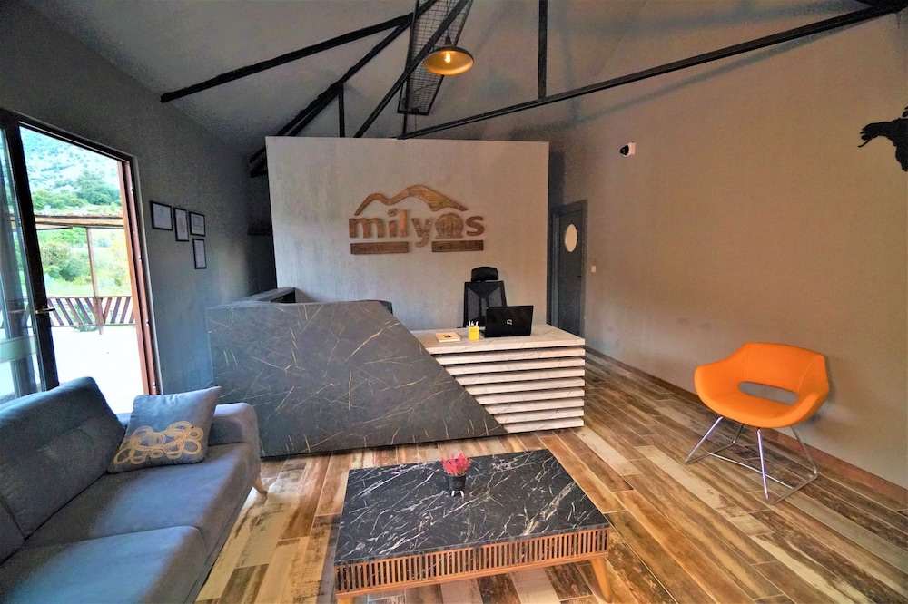 milyos hotel