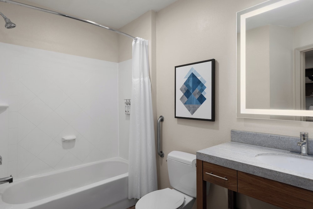 candlewood suites downtown by ihg