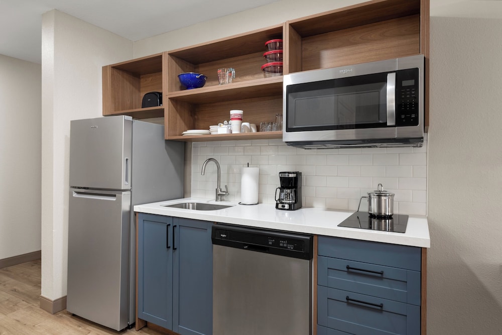 candlewood suites downtown by ihg