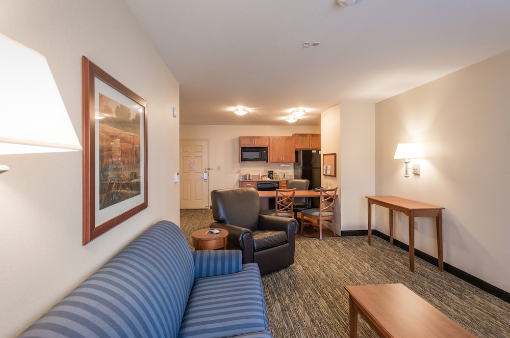 candlewood suites downtown by ihg