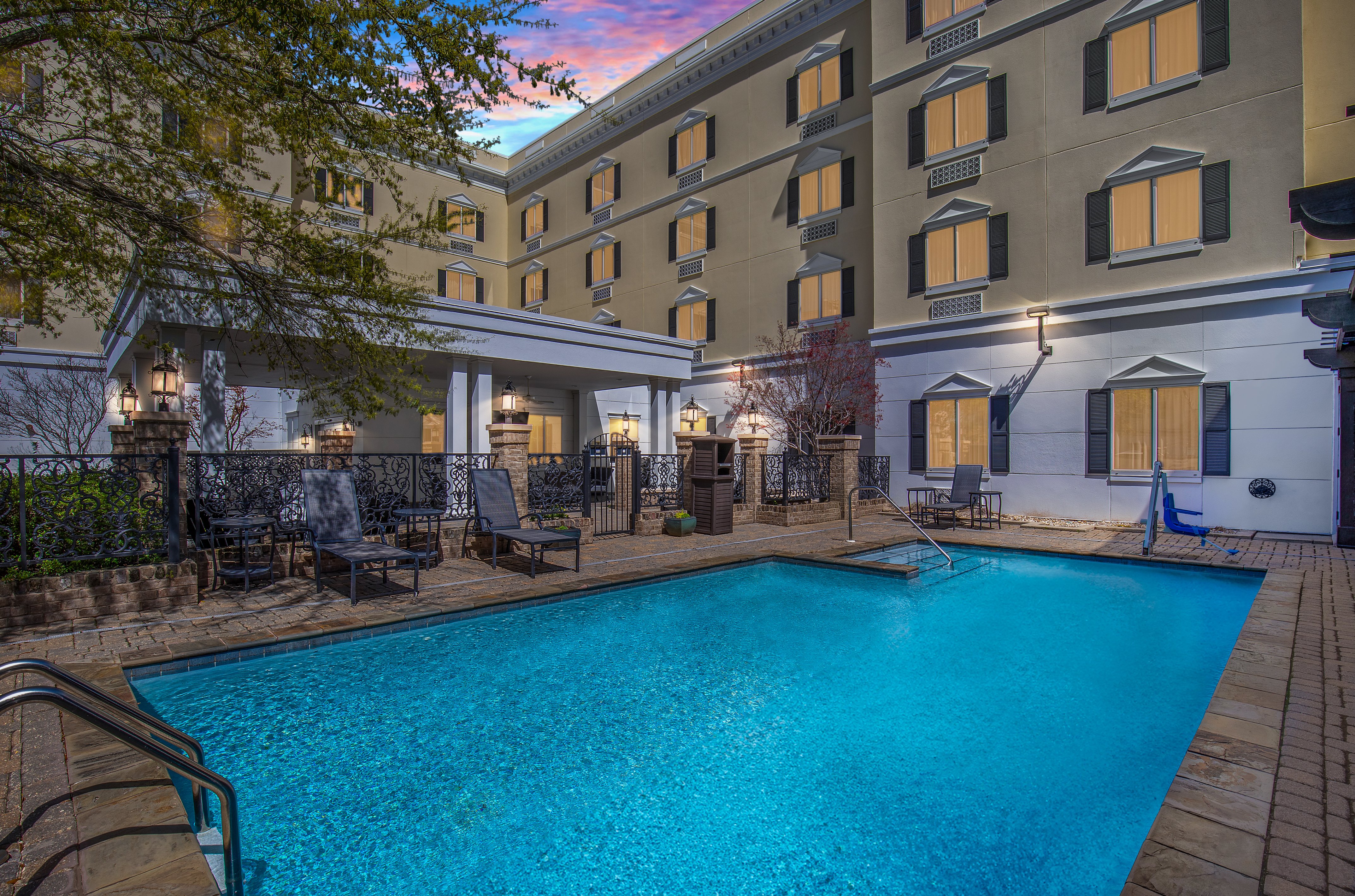 candlewood suites downtown by ihg