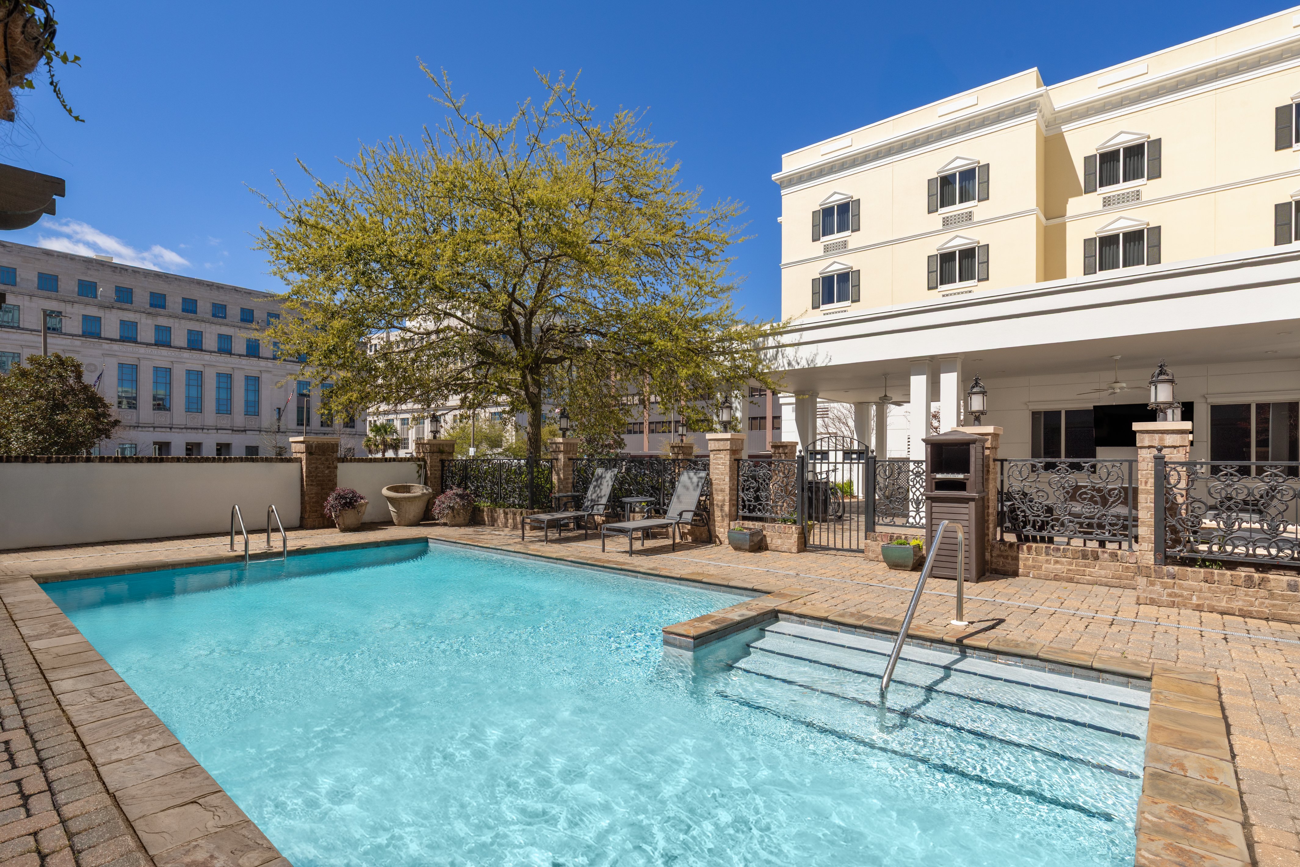 candlewood suites downtown by ihg