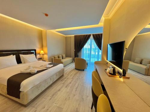 mq hotel suites
