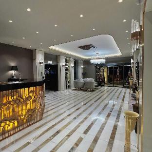 mq hotel suites