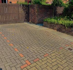 5 lockside free secure parking