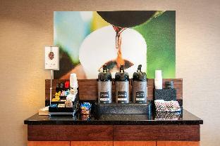 fairfield inn and suites colorado springs n air force academy