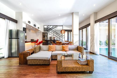 anedda merta sari villa