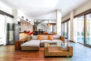 anedda merta sari villa