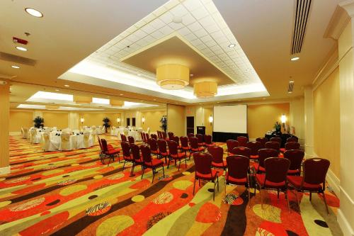 hilton garden inn columbia northeast