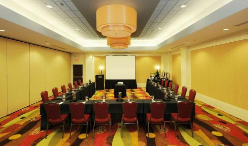 hilton garden inn columbia northeast