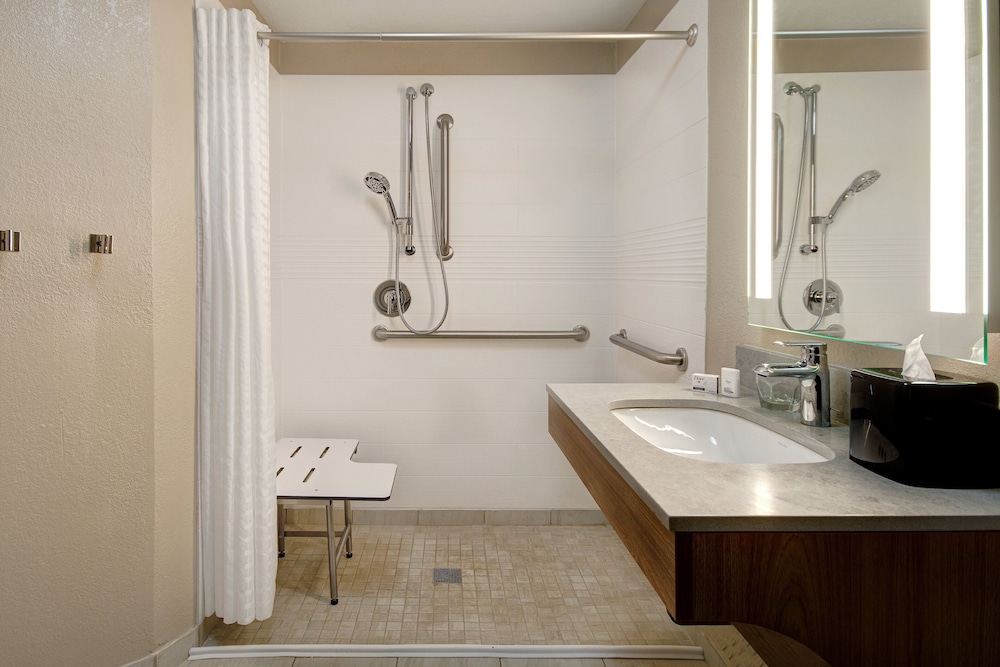 candlewood suites columbia ft jackson by ihg