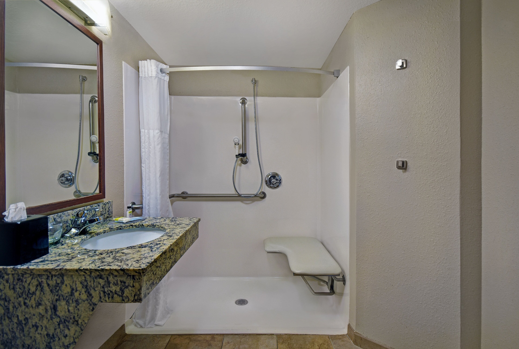 candlewood suites columbia ft jackson by ihg