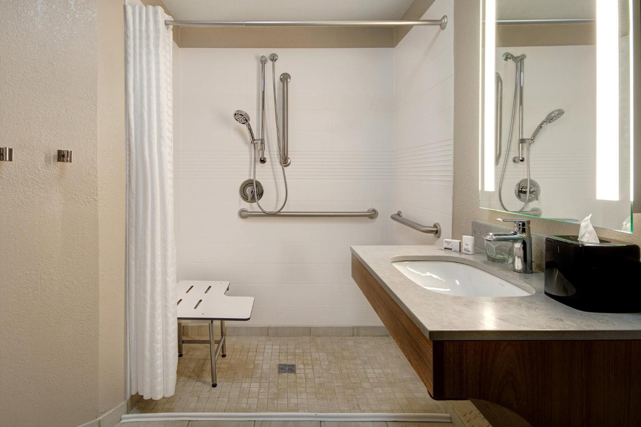 candlewood suites columbia ft jackson by ihg