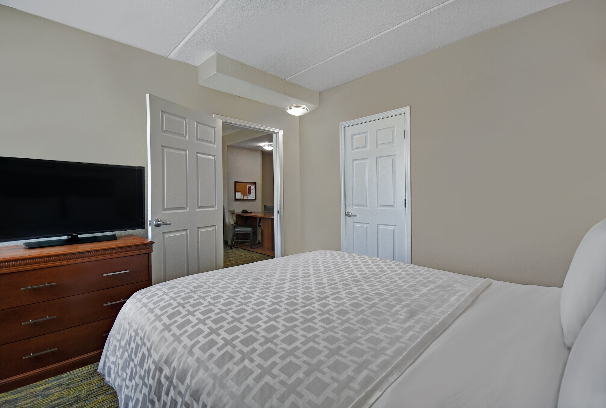 candlewood suites columbia ft jackson by ihg