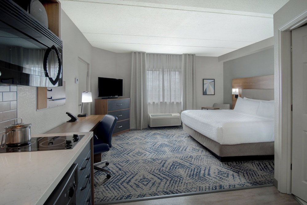 candlewood suites columbia ft jackson by ihg