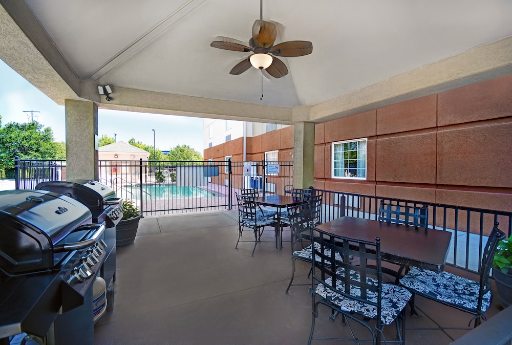 candlewood suites columbia ft jackson by ihg
