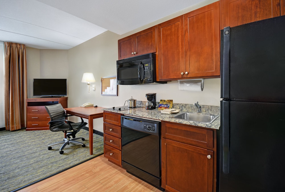 candlewood suites columbia ft jackson by ihg