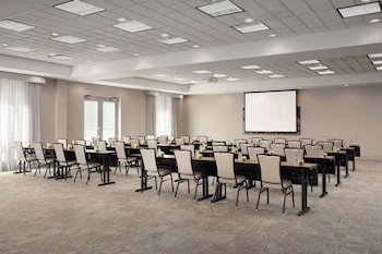 hilton garden inn columbia harbison