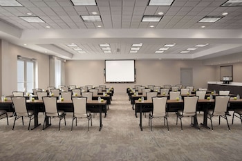 hilton garden inn columbia harbison