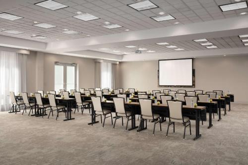 hilton garden inn columbia harbison