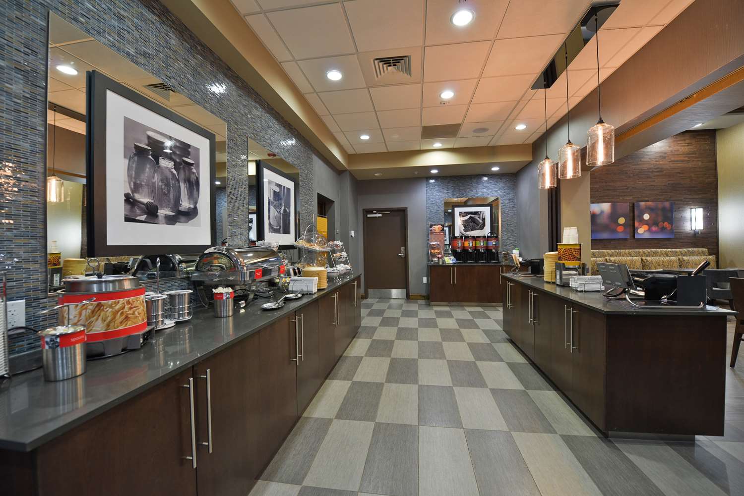 hampton inn and suites columbia southeast ft jackson