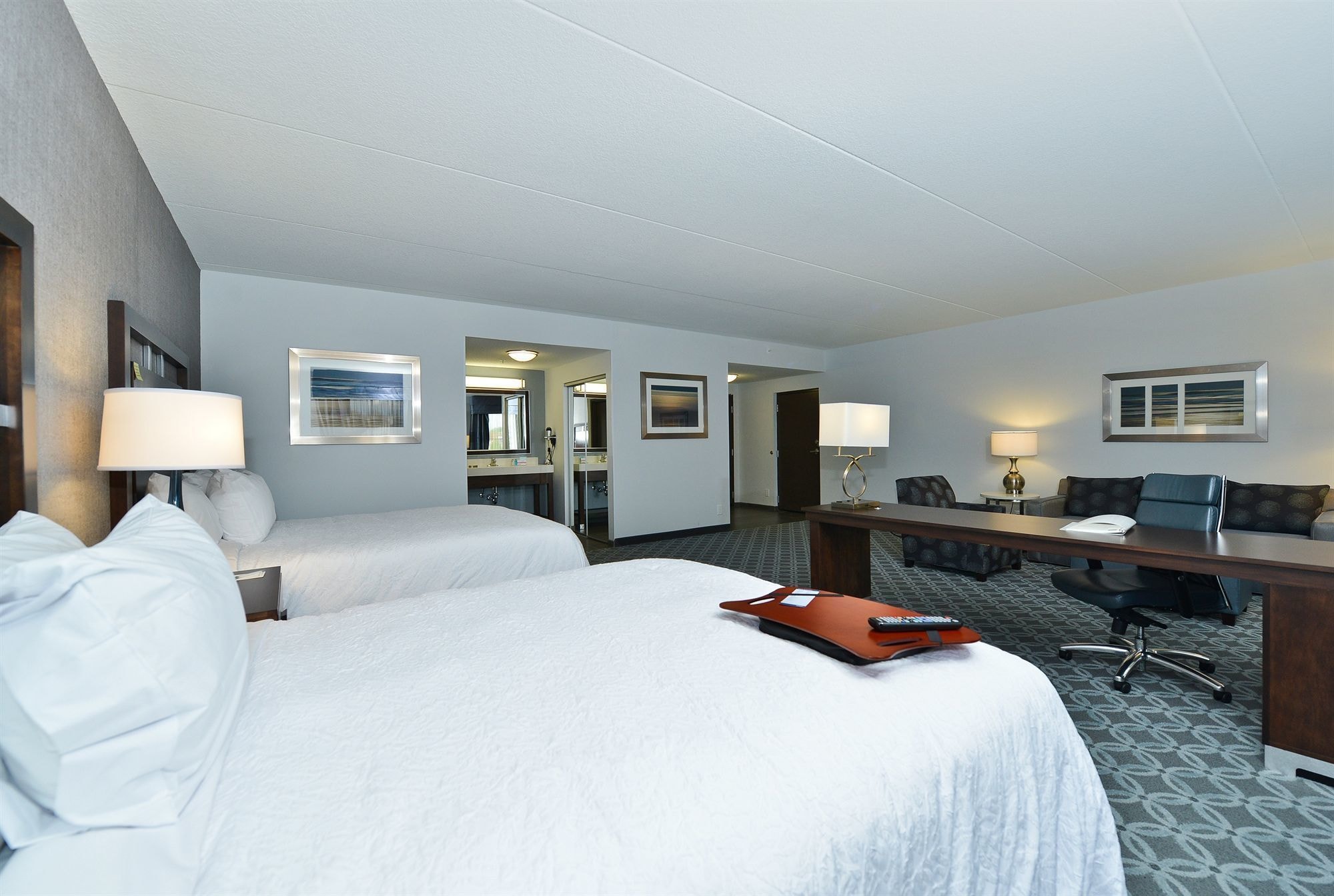 hampton inn and suites columbia southeast ft jackson