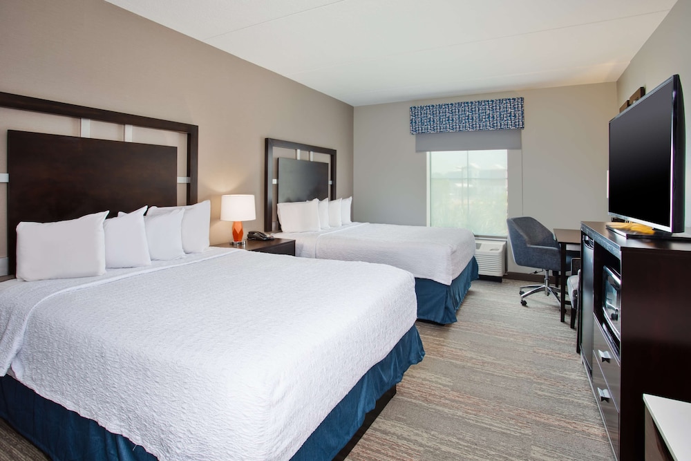 hampton inn and suites columbia southeast ft jackson