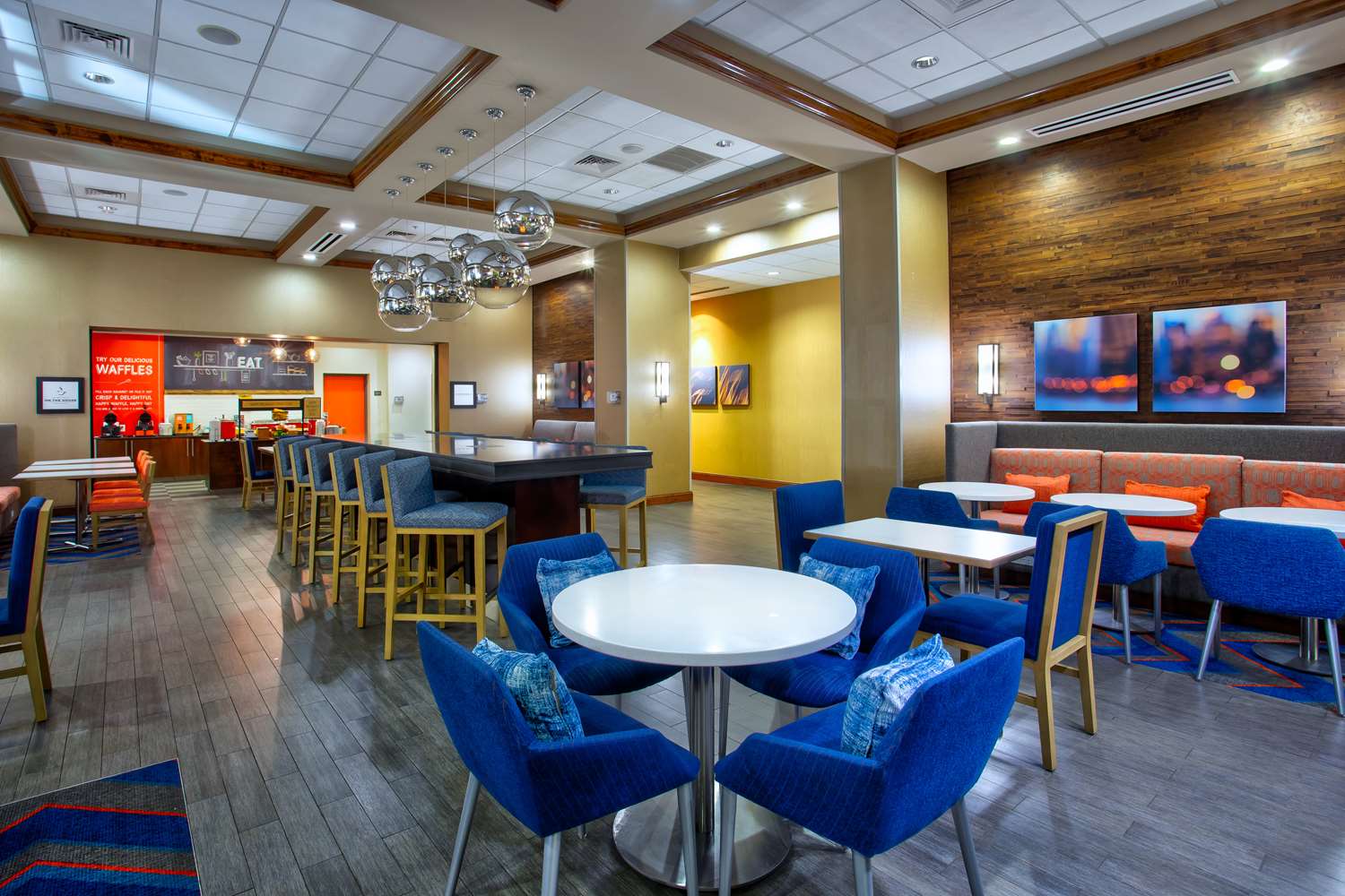 hampton inn and suites columbia southeast ft jackson