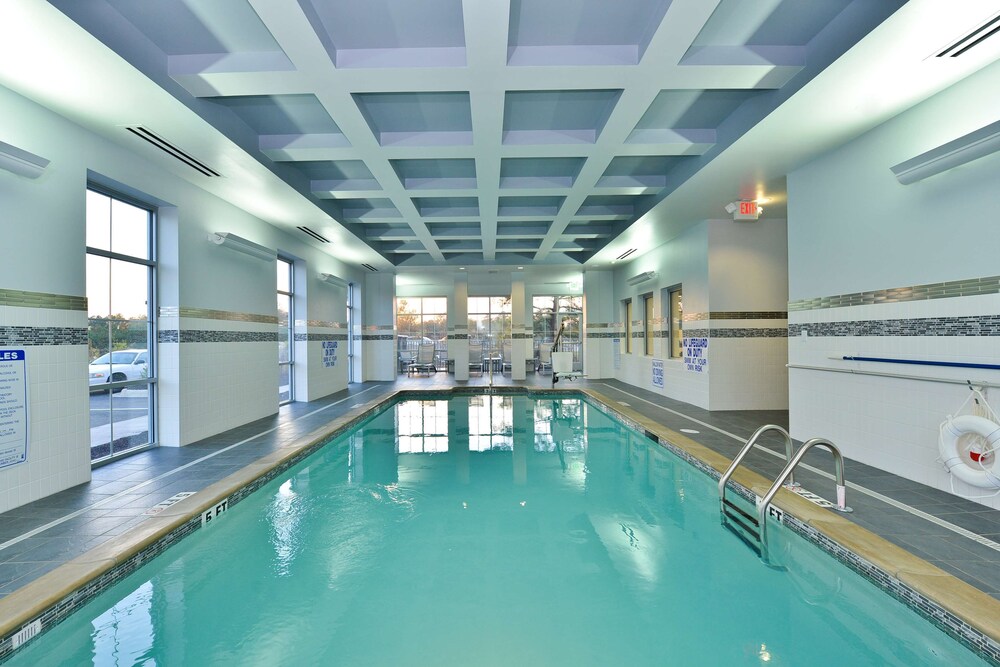 hampton inn and suites columbia southeast ft jackson
