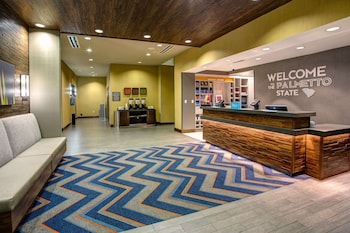 hampton inn and suites columbia southeast ft jackson