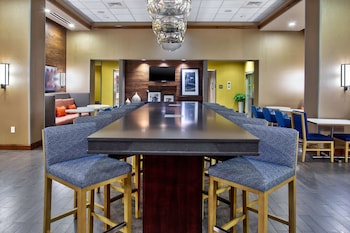 hampton inn and suites columbia southeast ft jackson
