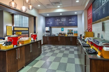 hampton inn and suites columbia southeast ft jackson