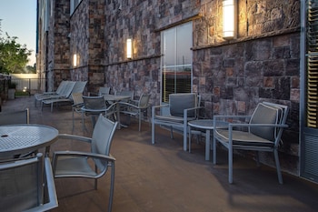 hampton inn and suites columbia southeast ft jackson