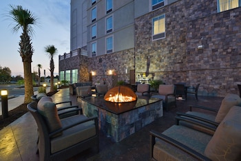 hampton inn and suites columbia southeast ft jackson