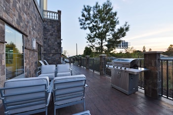 hampton inn and suites columbia southeast ft jackson