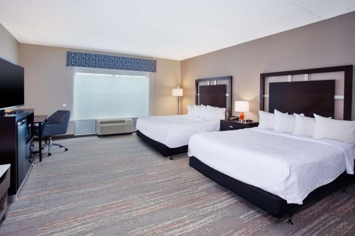 hampton inn and suites columbia southeast ft jackson