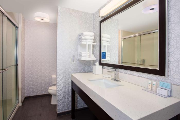 hampton inn and suites columbia southeast ft jackson