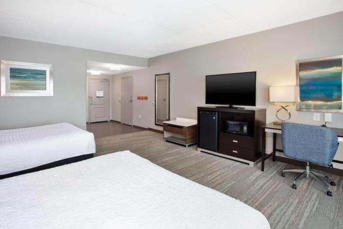 hampton inn and suites columbia southeast ft jackson