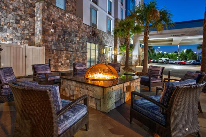 hampton inn and suites columbia southeast ft jackson
