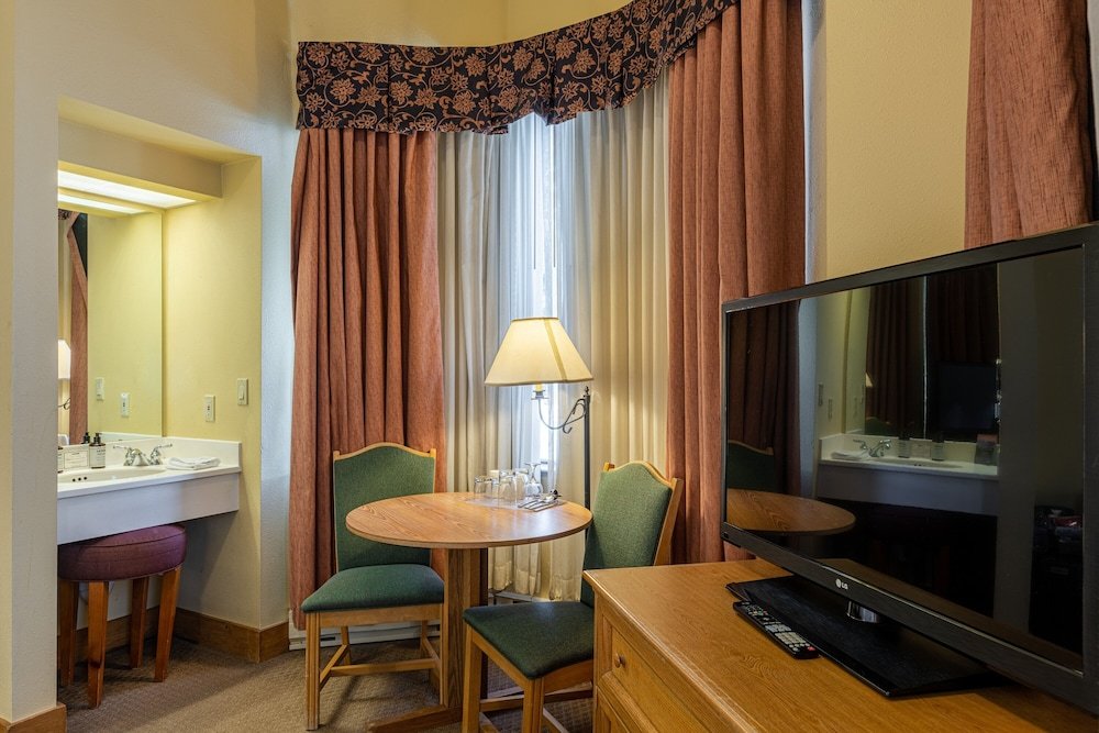cozy pet friendly king studio in mt crested butte condo no cleaning fee by redawning