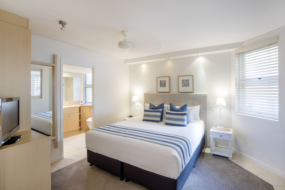 maison noosa beachfront resort