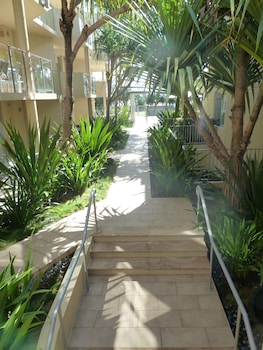 maison noosa beachfront resort