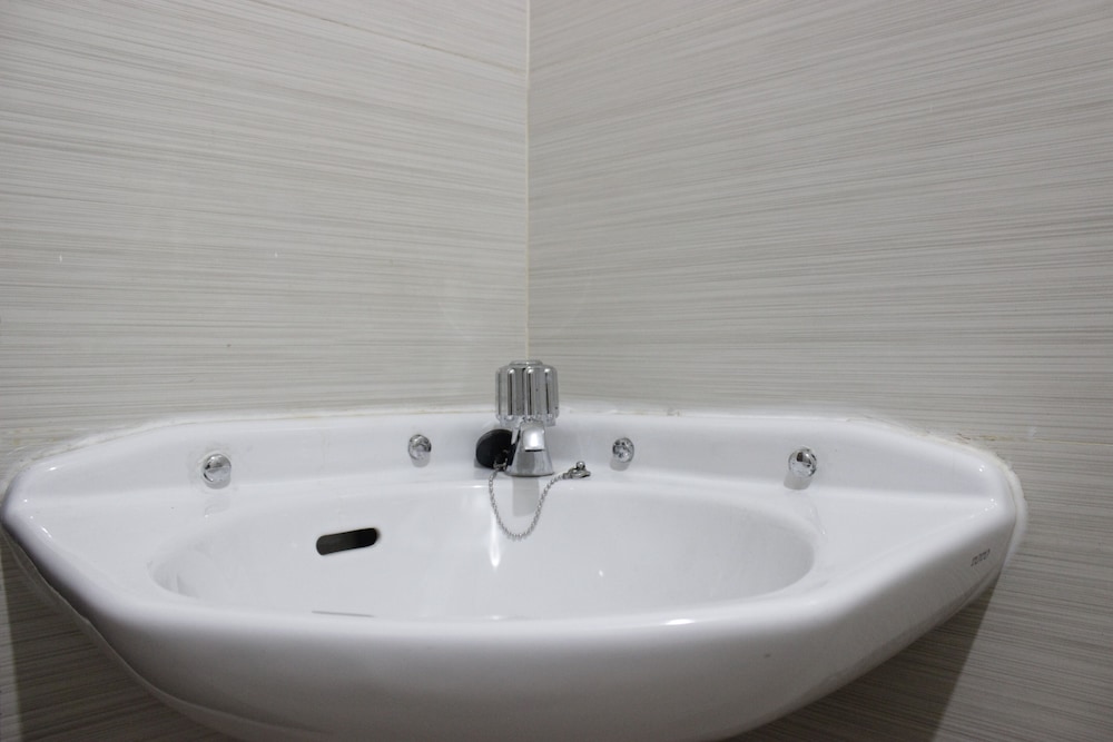 gorgeous studio gateway pasteur apartment with mountain view