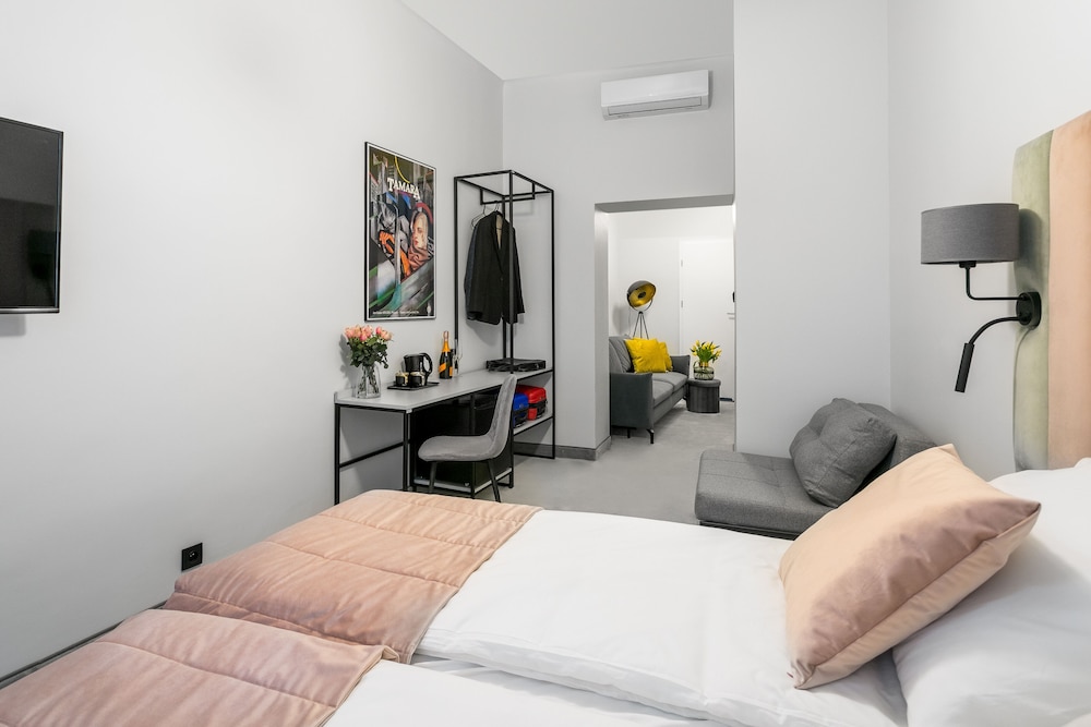 old town residence premium aparthotel