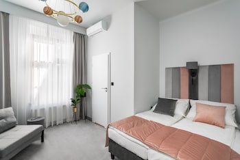 old town residence premium aparthotel