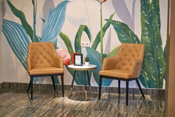 lun hotel manado