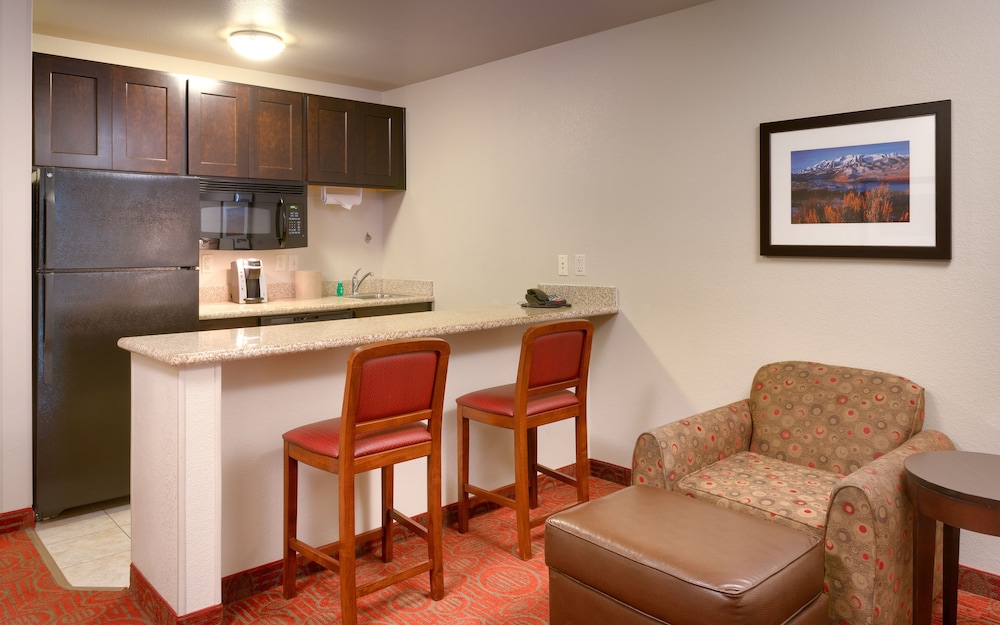 holiday inn express and suites orem north provo